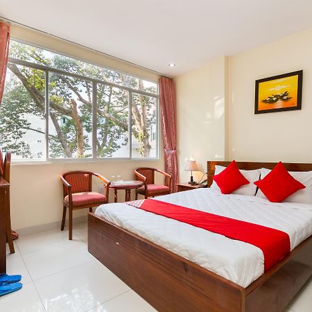 Oyo 422 Nguyen Thanh Hotel Ho Şi Min Dış mekan fotoğraf