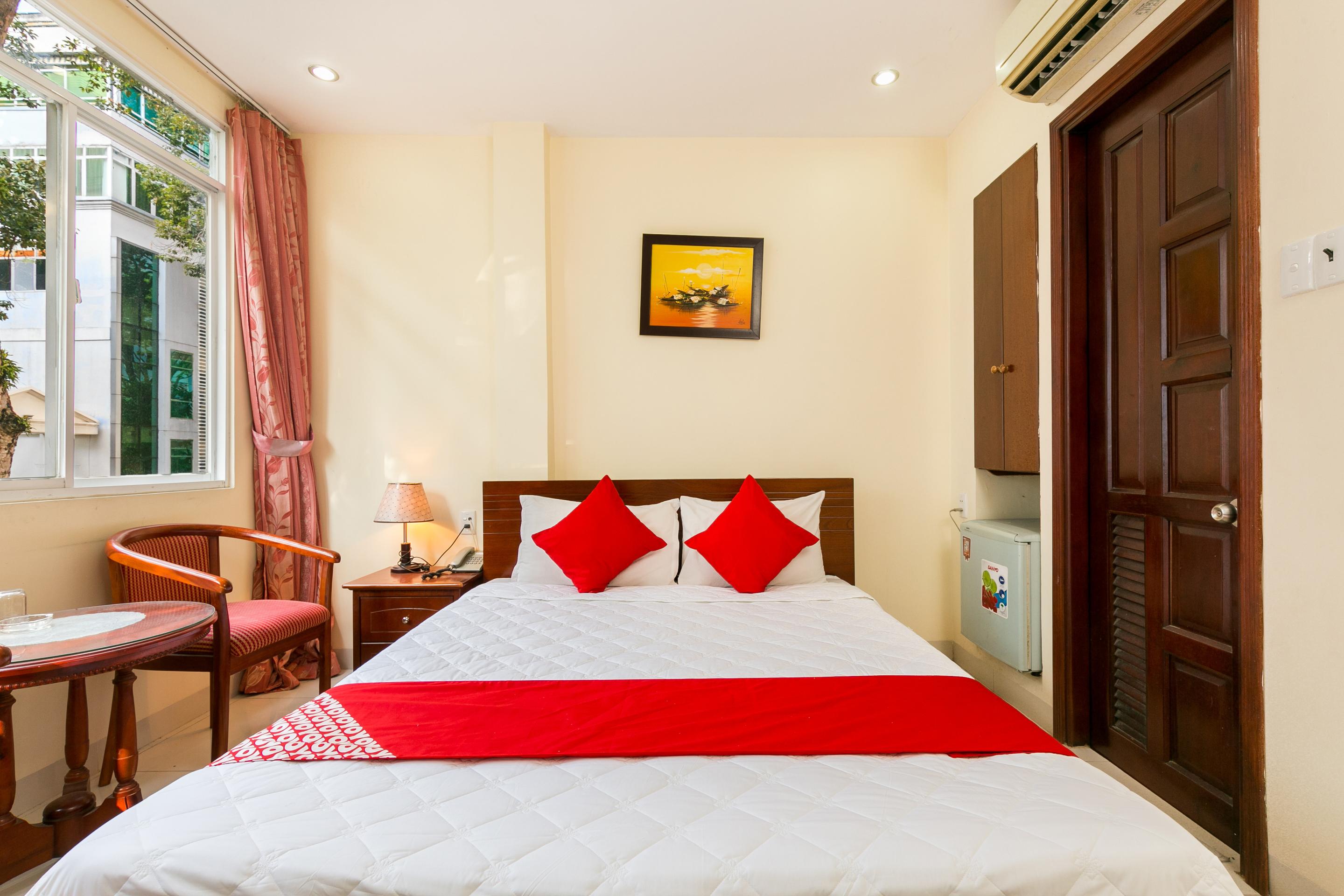 Oyo 422 Nguyen Thanh Hotel Ho Şi Min Dış mekan fotoğraf