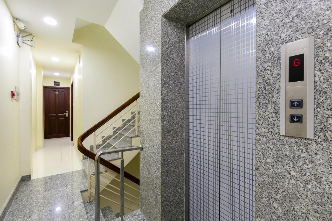 Oyo 422 Nguyen Thanh Hotel Ho Şi Min Dış mekan fotoğraf